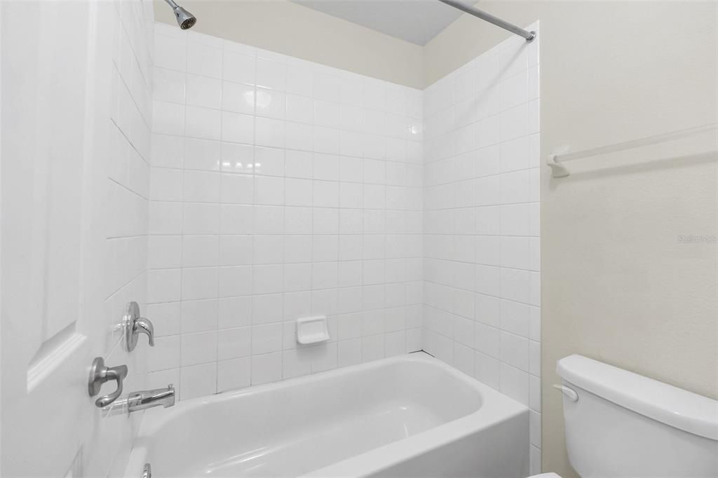For Sale: $679,000 (5 beds, 3 baths, 3509 Square Feet)