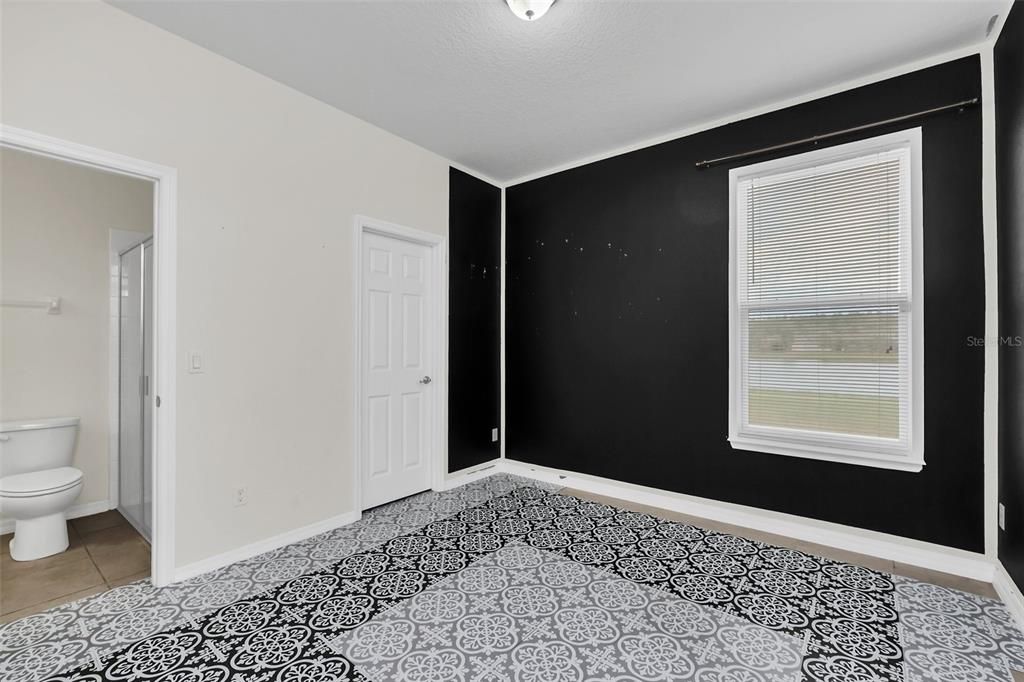 For Sale: $679,000 (5 beds, 3 baths, 3509 Square Feet)