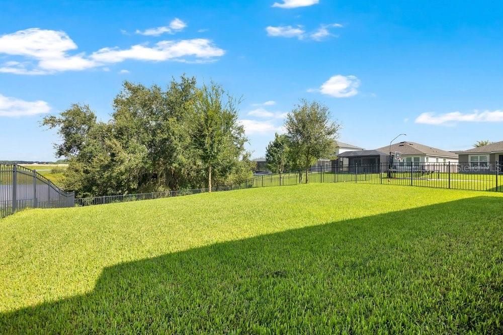 На продажу: $950,000 (5 спален, 4 ванн, 3752 Квадратных фут)