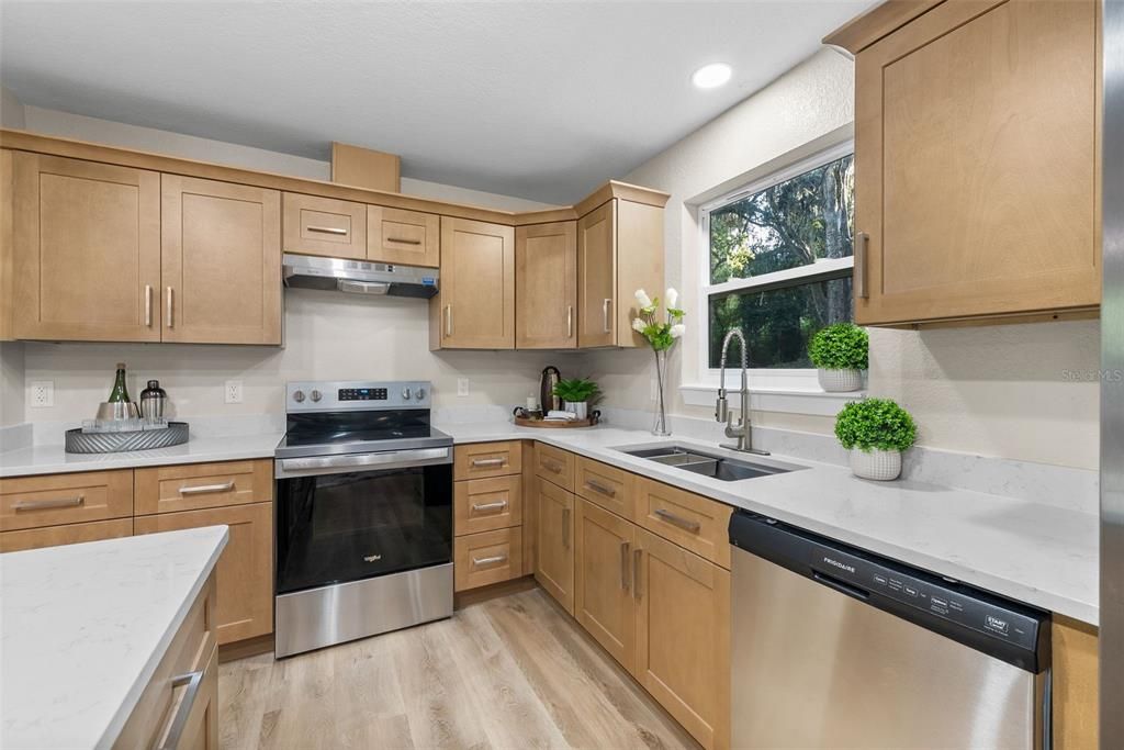 En Venta: $320,000 (3 camas, 2 baños, 1340 Pies cuadrados)