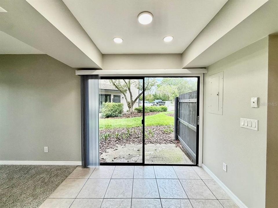 For Rent: $2,000 (2 beds, 2 baths, 1120 Square Feet)