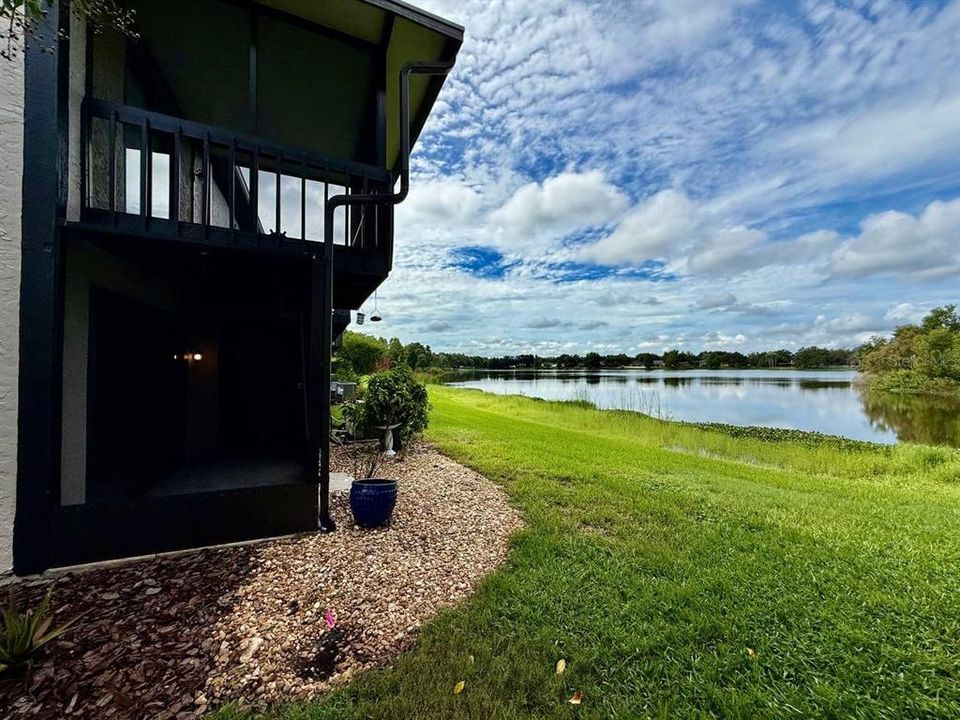 For Rent: $2,000 (2 beds, 2 baths, 1120 Square Feet)
