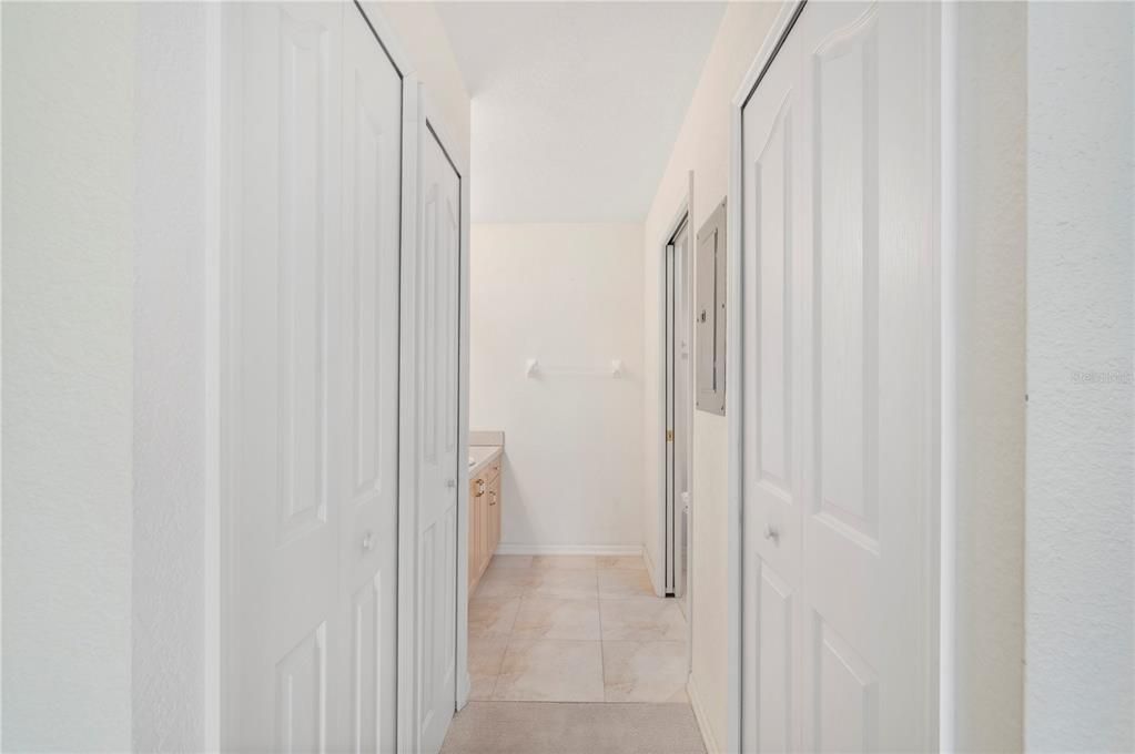 На продажу: $225,000 (2 спален, 2 ванн, 1291 Квадратных фут)