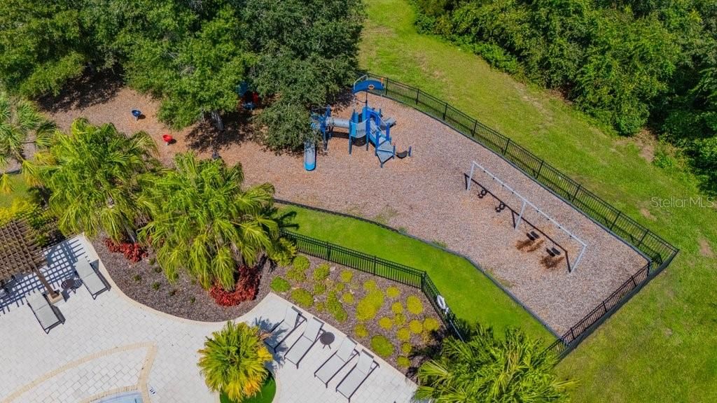 En Venta: $875,000 (6 camas, 4 baños, 4239 Pies cuadrados)
