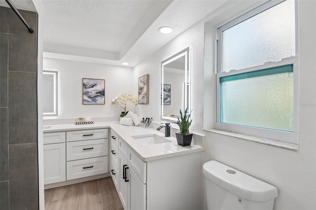 For Sale: $310,000 (3 beds, 2 baths, 1470 Square Feet)