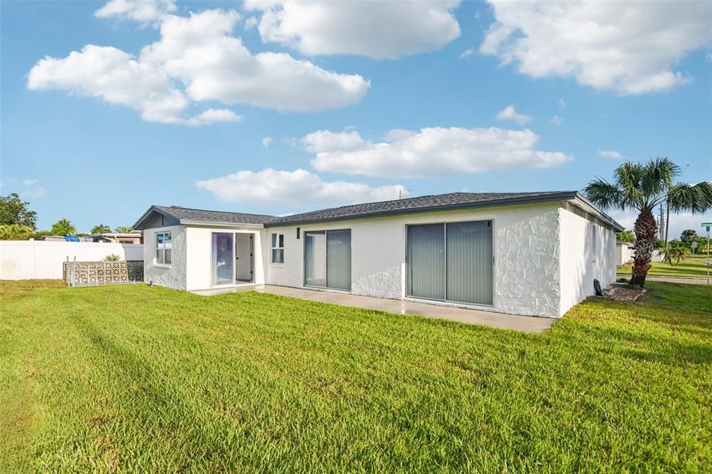 For Sale: $310,000 (3 beds, 2 baths, 1470 Square Feet)