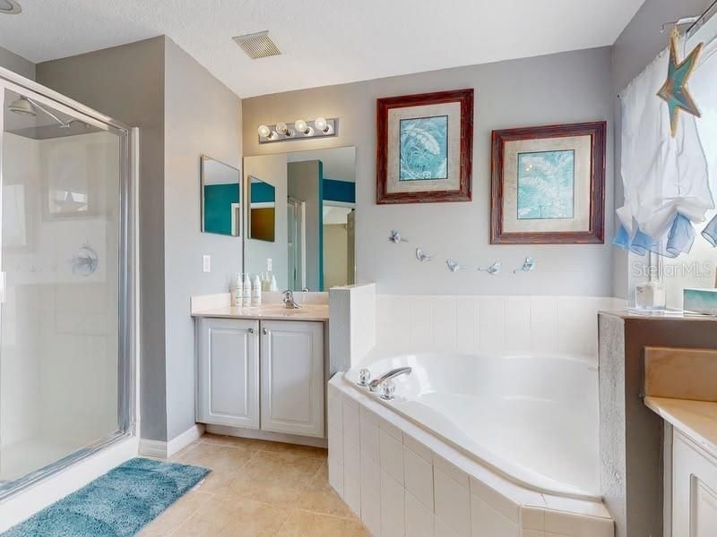 For Rent: $4,250 (7 beds, 6 baths, 3599 Square Feet)