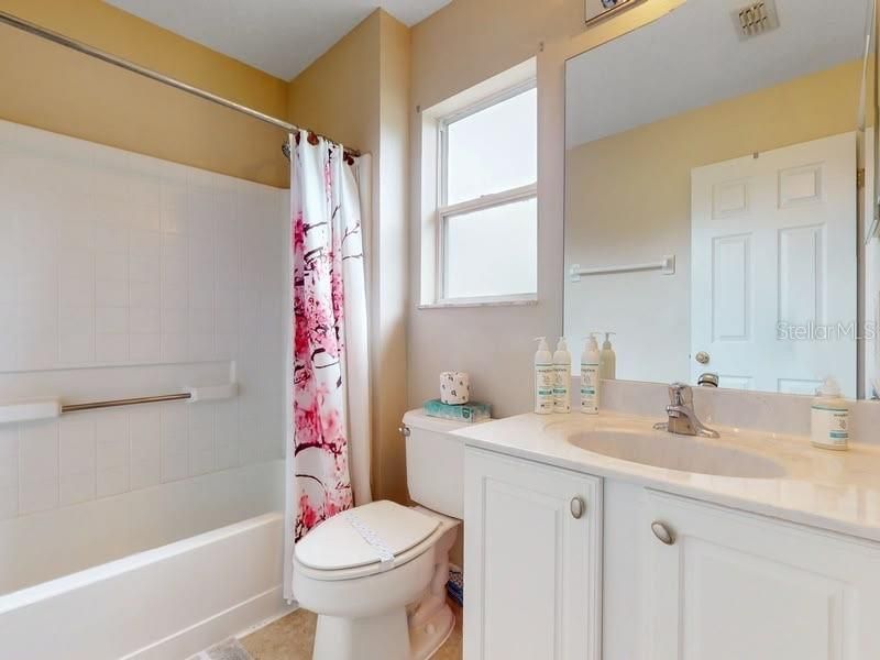 For Rent: $4,250 (7 beds, 6 baths, 3599 Square Feet)