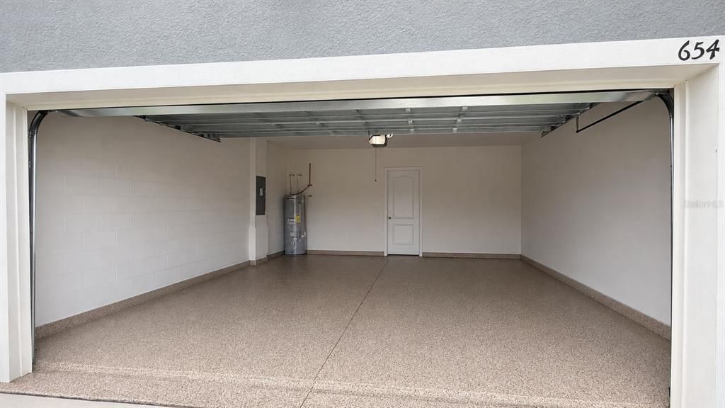 В аренду: $3,400 (5 спален, 3 ванн, 2696 Квадратных фут)
