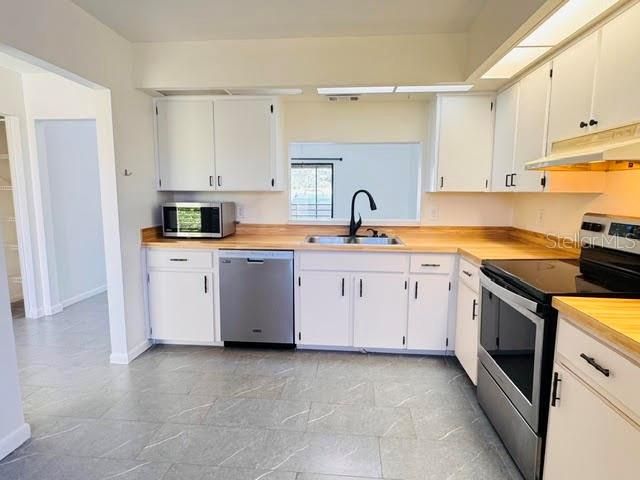 For Rent: $1,700 (2 beds, 2 baths, 1089 Square Feet)