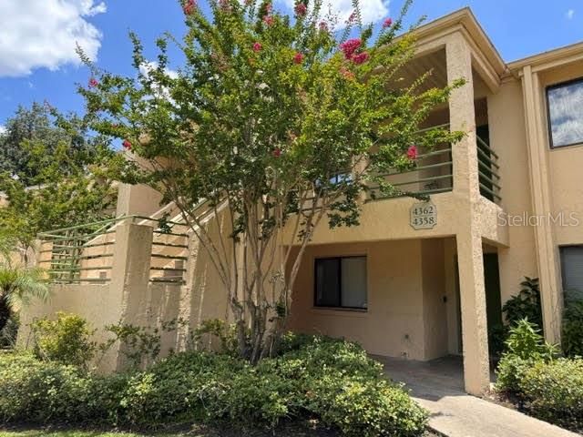 For Rent: $1,700 (2 beds, 2 baths, 1089 Square Feet)