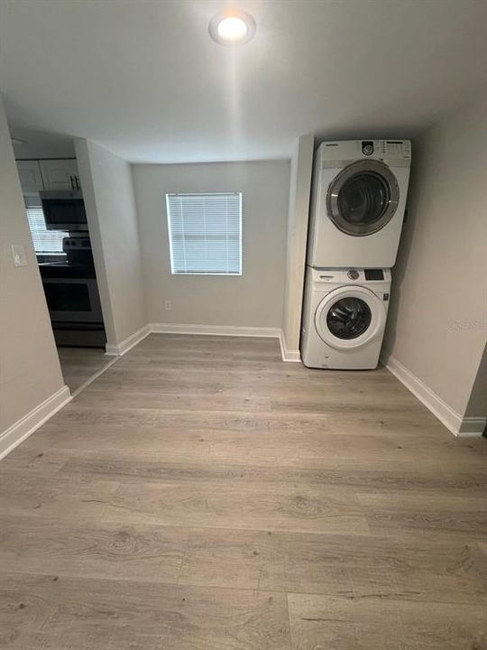 В аренду: $1,800 (2 спален, 2 ванн, 673 Квадратных фут)