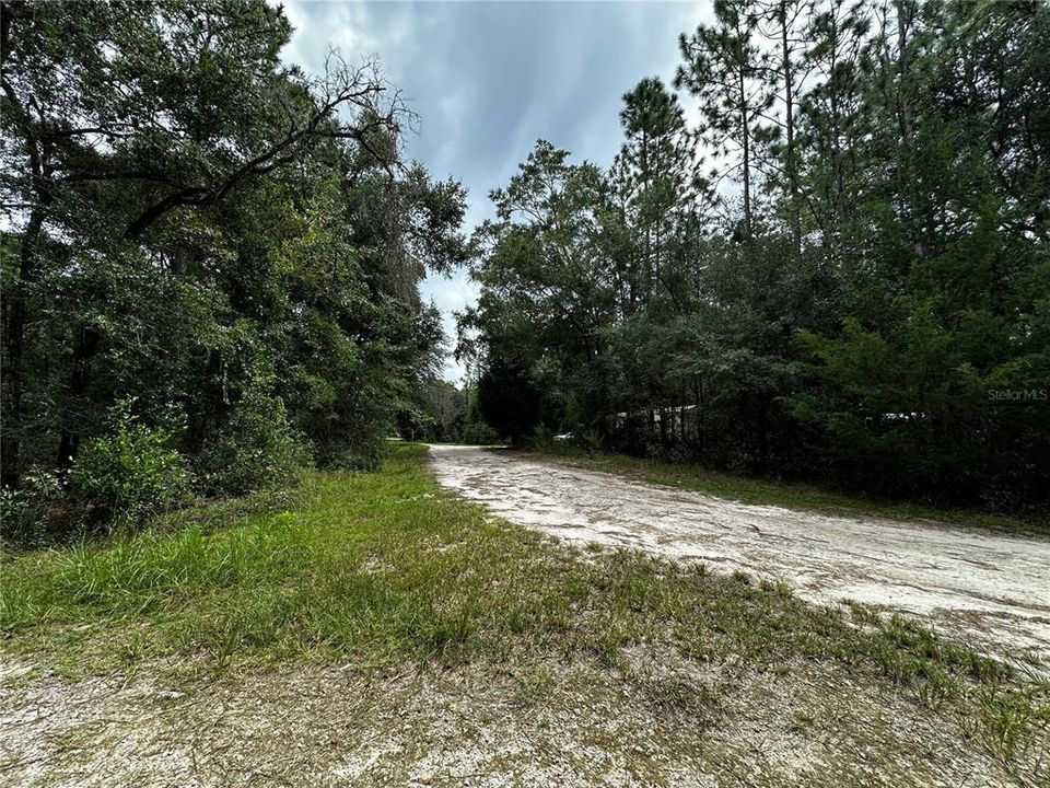 En Venta: $10,000 (0.23 acres)