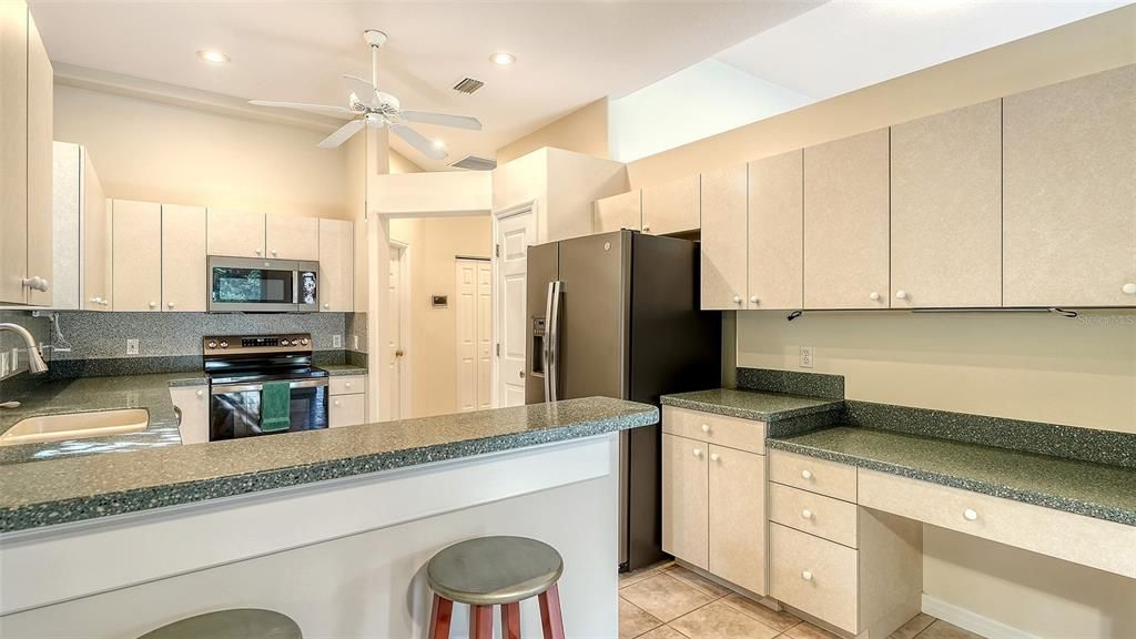 En Venta: $439,000 (3 camas, 2 baños, 1773 Pies cuadrados)