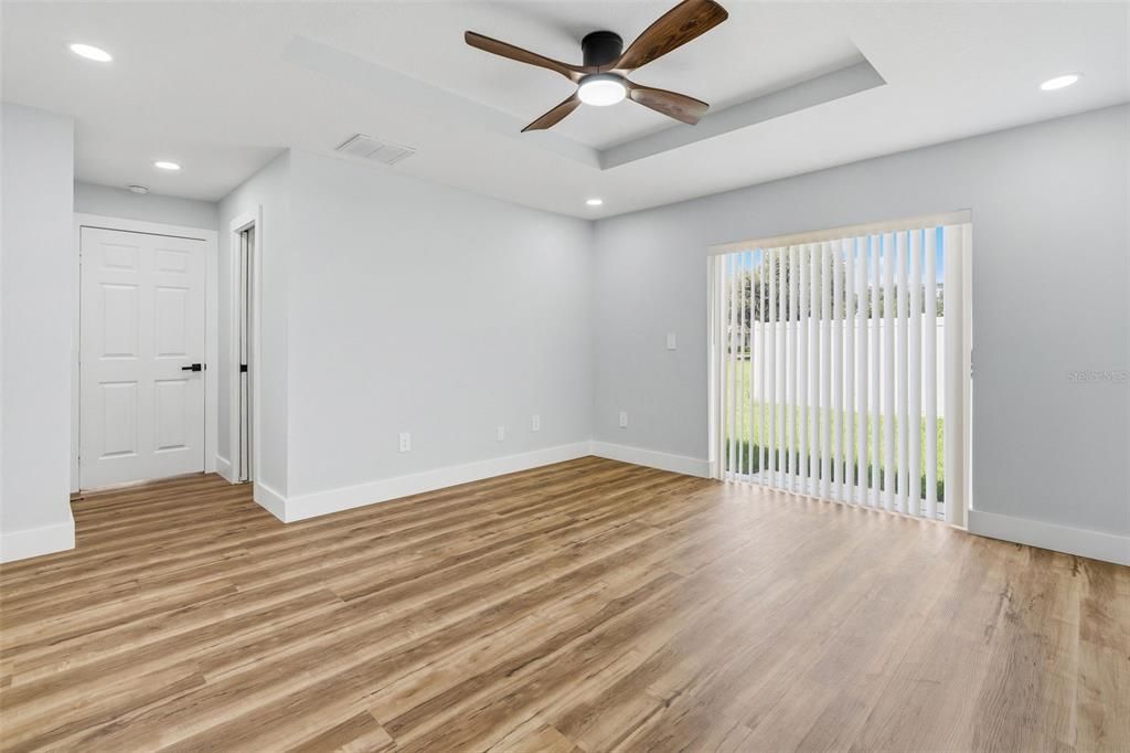 For Sale: $825,000 (3 beds, 2 baths, 2106 Square Feet)