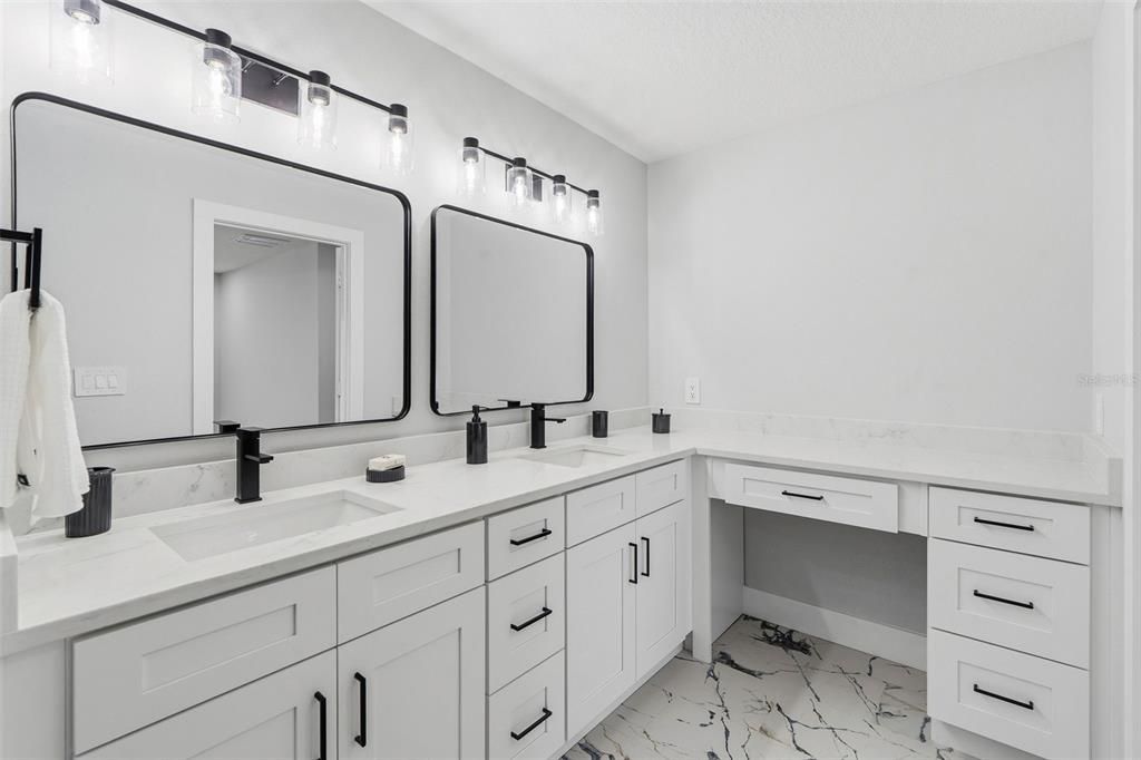For Sale: $825,000 (3 beds, 2 baths, 2106 Square Feet)