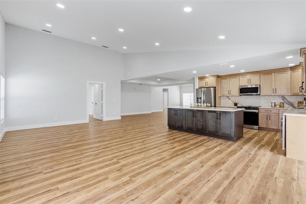 For Sale: $825,000 (3 beds, 2 baths, 2106 Square Feet)