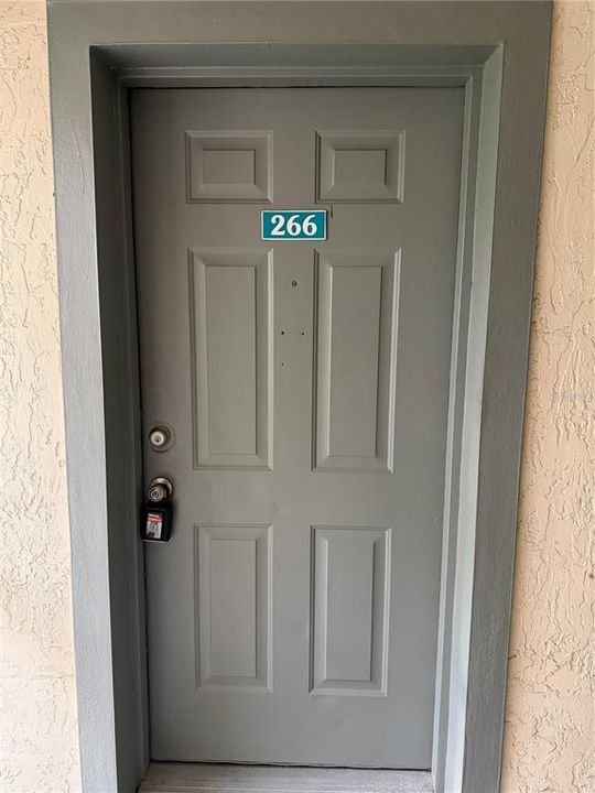 For Rent: $1,200 (1 beds, 1 baths, 648 Square Feet)