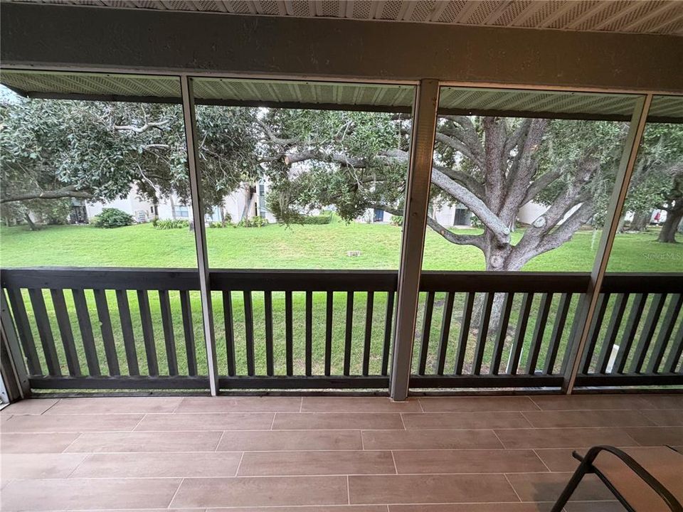 For Rent: $1,200 (1 beds, 1 baths, 648 Square Feet)