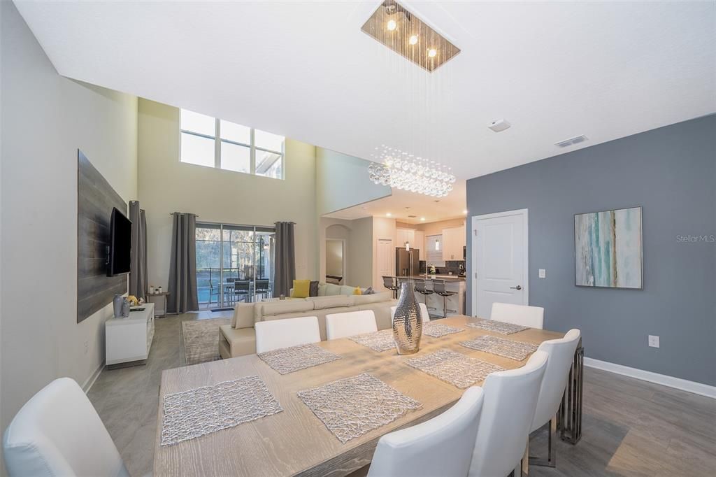For Sale: $619,000 (5 beds, 5 baths, 3292 Square Feet)