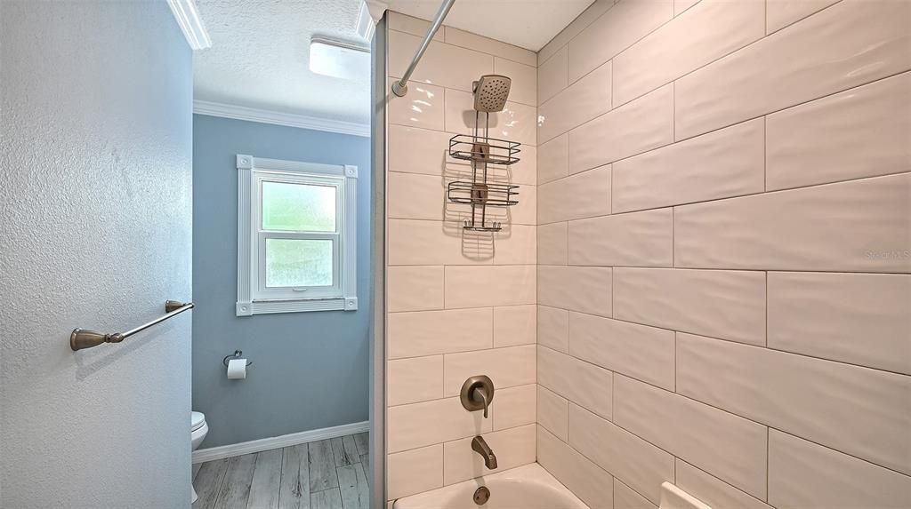 For Sale: $539,999 (2 beds, 2 baths, 1219 Square Feet)