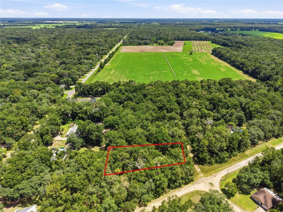 На продажу: $12,000 (0.47 acres)