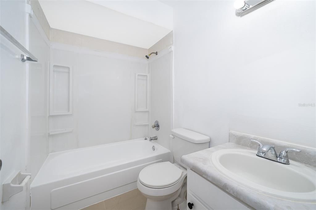 В аренду: $1,450 (2 спален, 2 ванн, 1040 Квадратных фут)