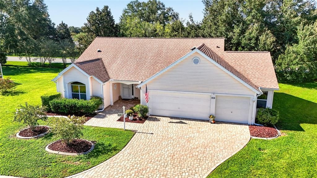 На продажу: $425,000 (3 спален, 2 ванн, 1690 Квадратных фут)