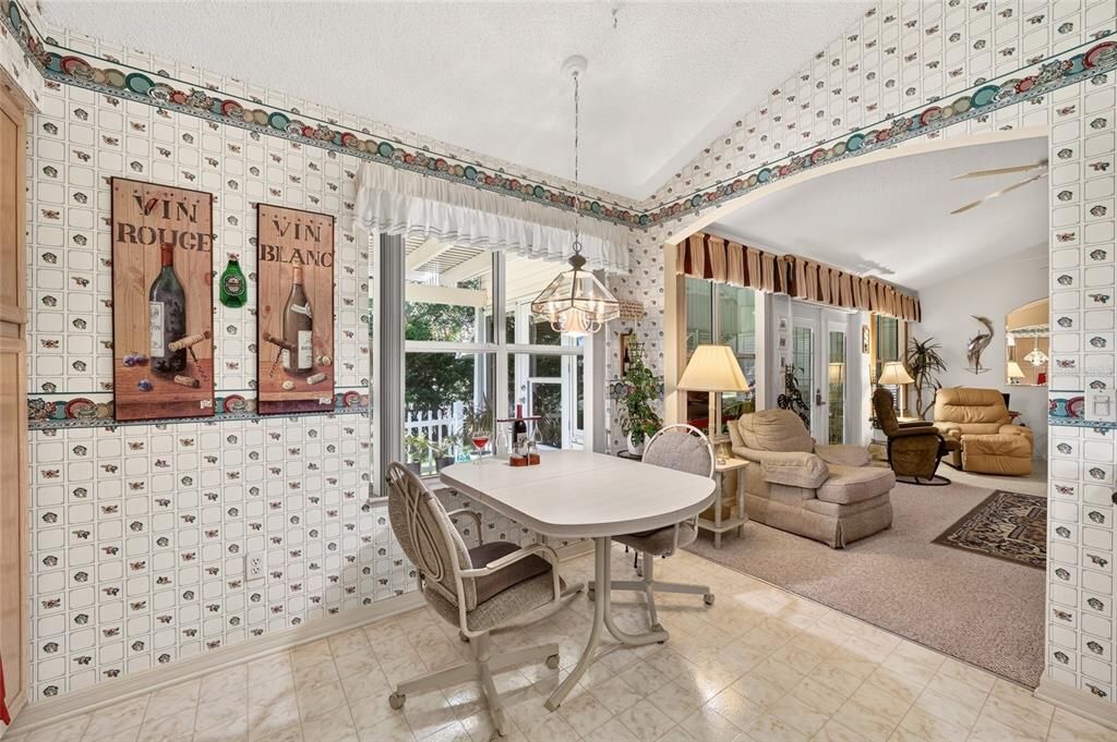На продажу: $425,000 (3 спален, 2 ванн, 1690 Квадратных фут)