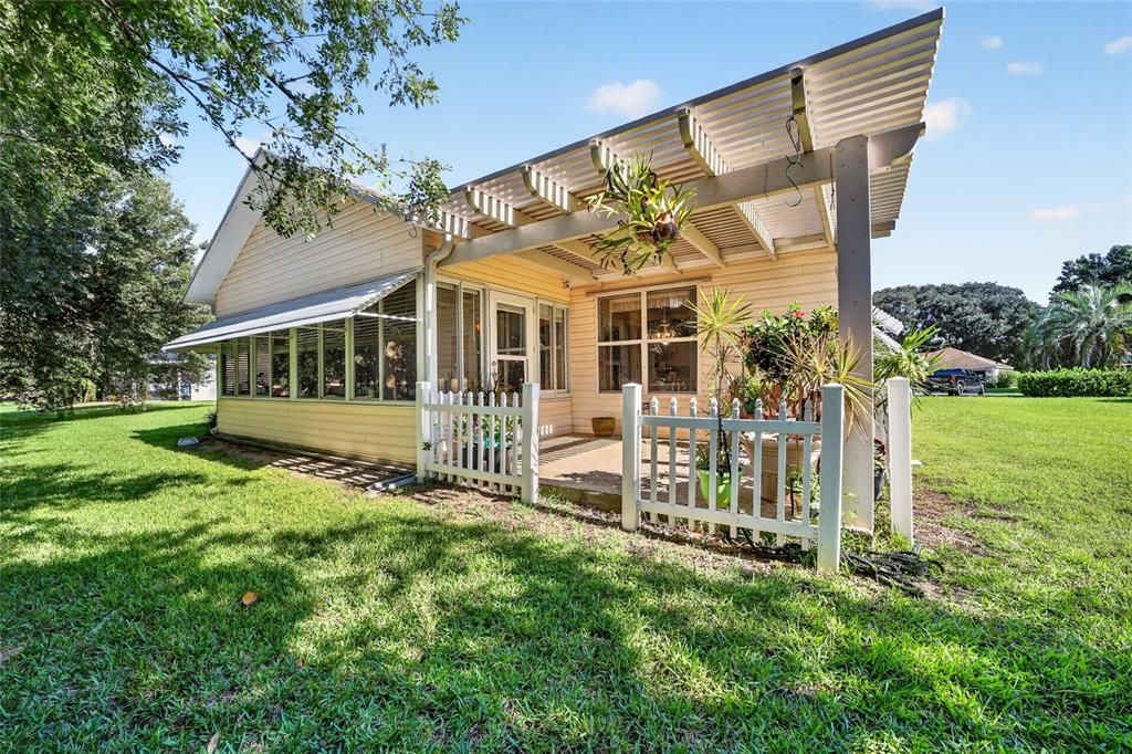 На продажу: $425,000 (3 спален, 2 ванн, 1690 Квадратных фут)