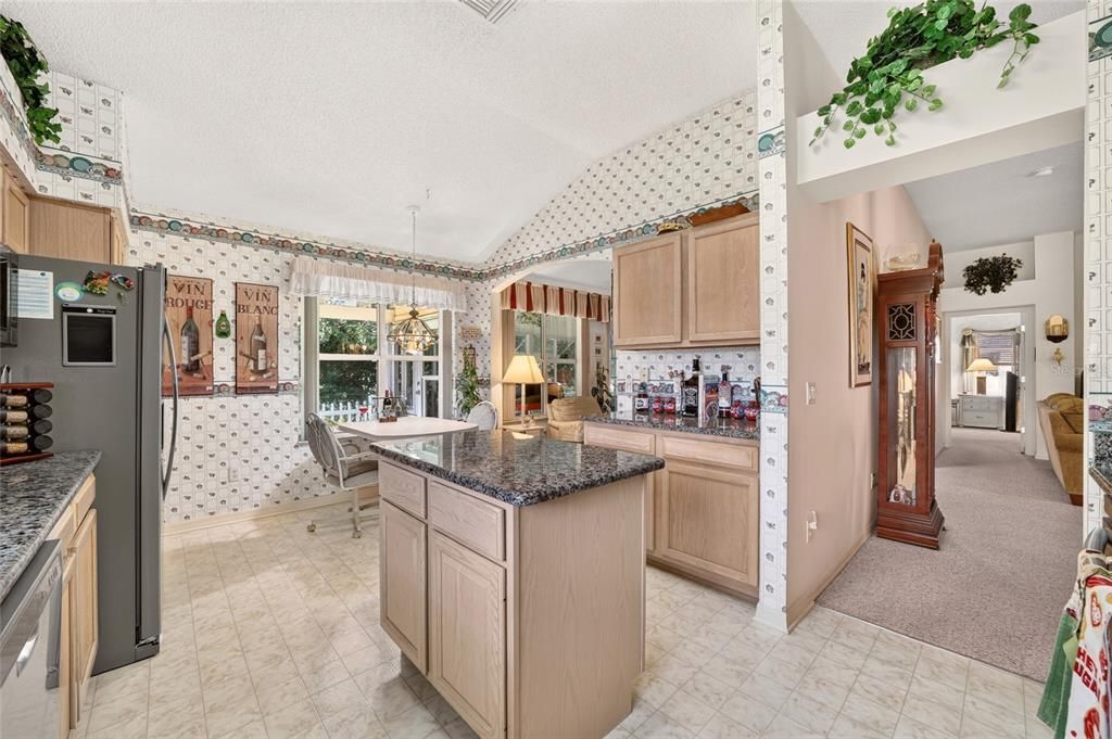 На продажу: $425,000 (3 спален, 2 ванн, 1690 Квадратных фут)