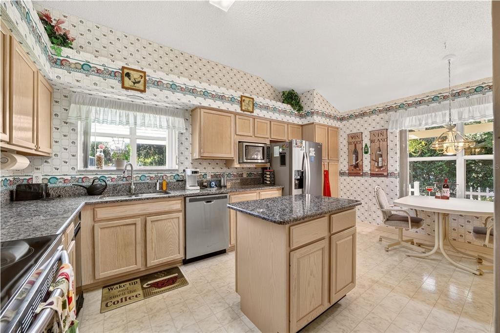 На продажу: $425,000 (3 спален, 2 ванн, 1690 Квадратных фут)