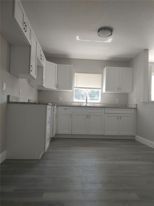 В аренду: $2,195 (3 спален, 2 ванн, 1215 Квадратных фут)