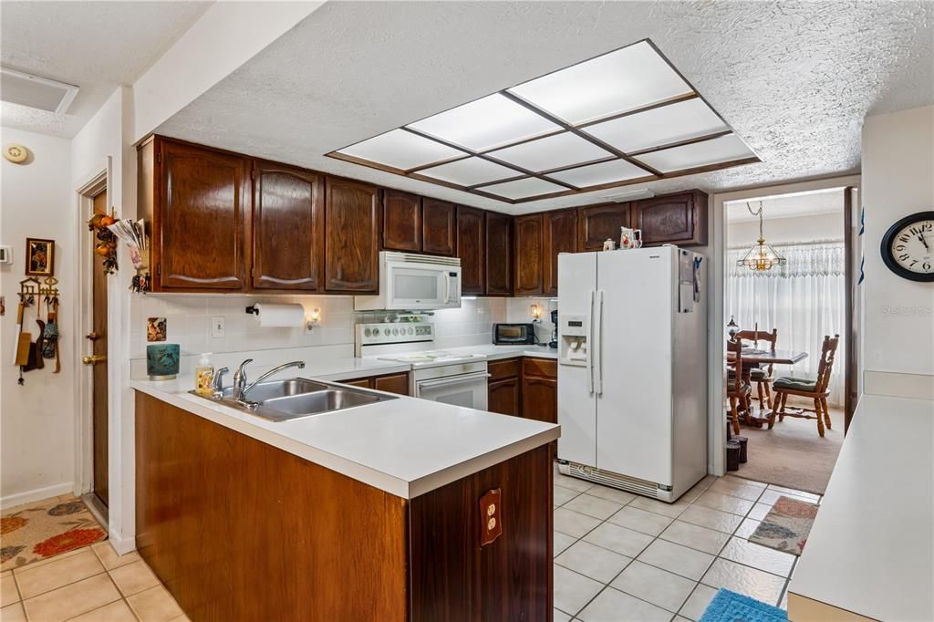 En Venta: $565,000 (3 camas, 2 baños, 1678 Pies cuadrados)
