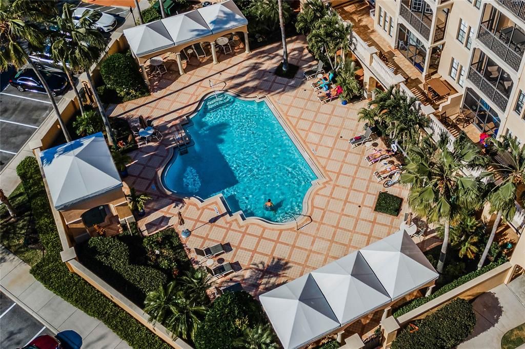 For Sale: $399,000 (1 beds, 1 baths, 1073 Square Feet)