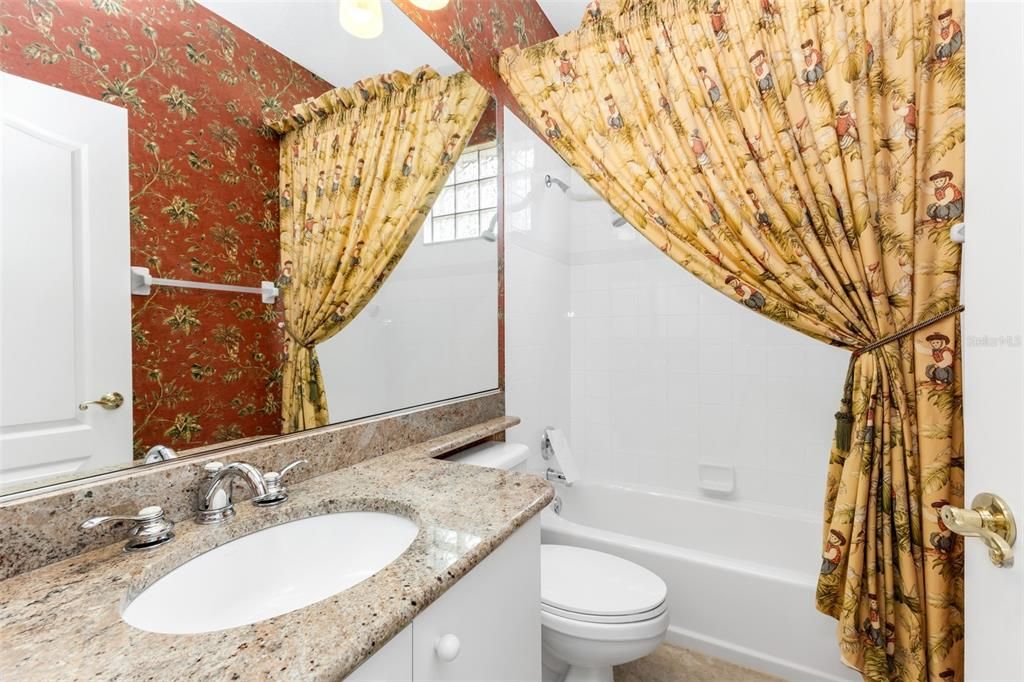 En Venta: $350,000 (2 camas, 2 baños, 1668 Pies cuadrados)