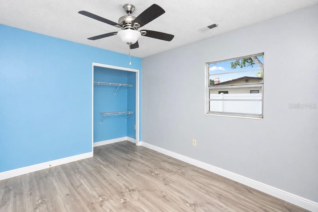 For Sale: $229,900 (3 beds, 1 baths, 1114 Square Feet)