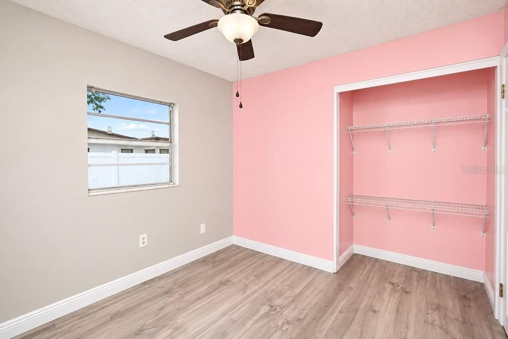 For Sale: $229,900 (3 beds, 1 baths, 1114 Square Feet)