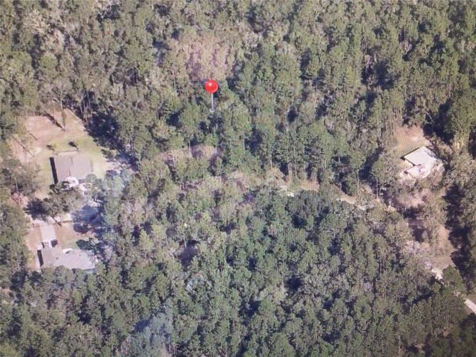 На продажу: $90,000 (1.29 acres)