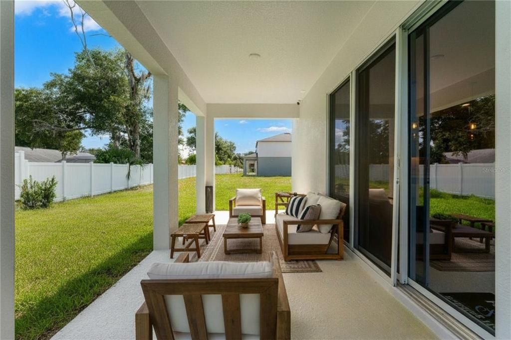 For Sale: $388,990 (4 beds, 2 baths, 2874 Square Feet)