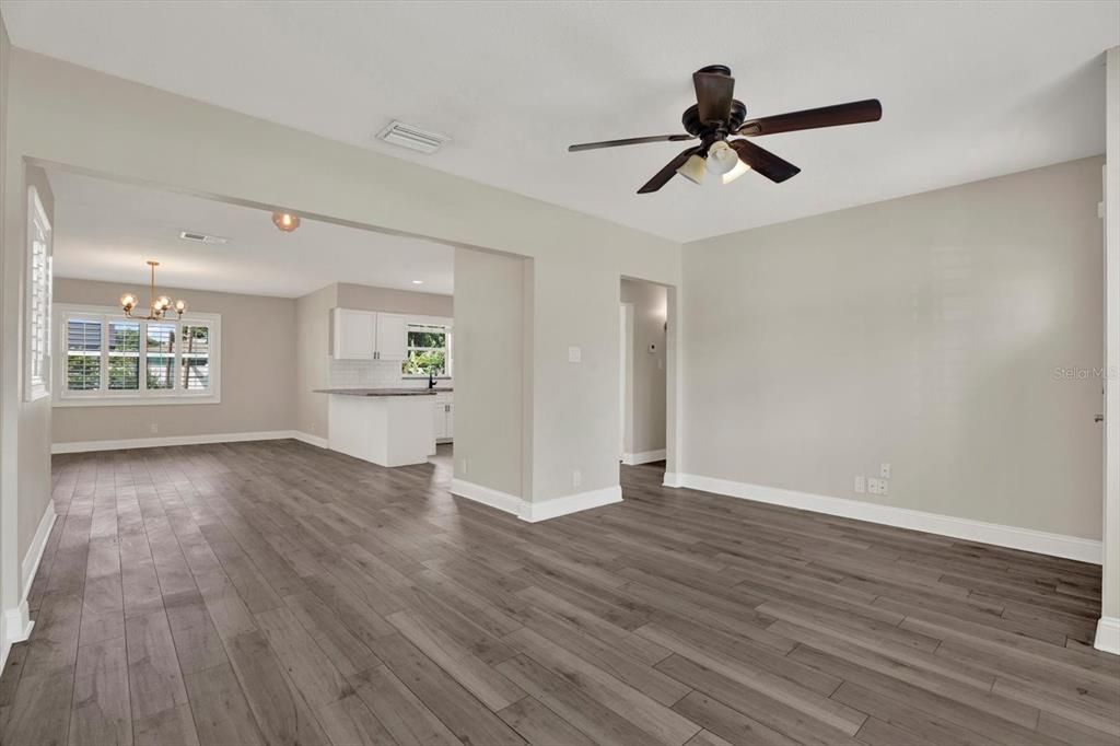 For Sale: $499,900 (3 beds, 2 baths, 1492 Square Feet)