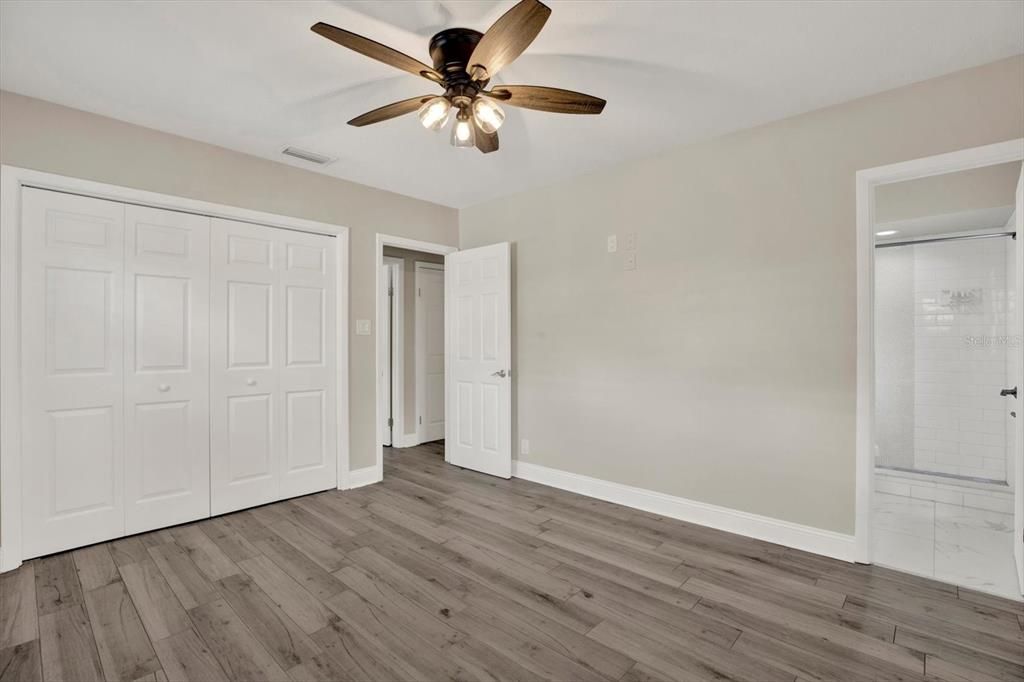 For Sale: $499,900 (3 beds, 2 baths, 1492 Square Feet)