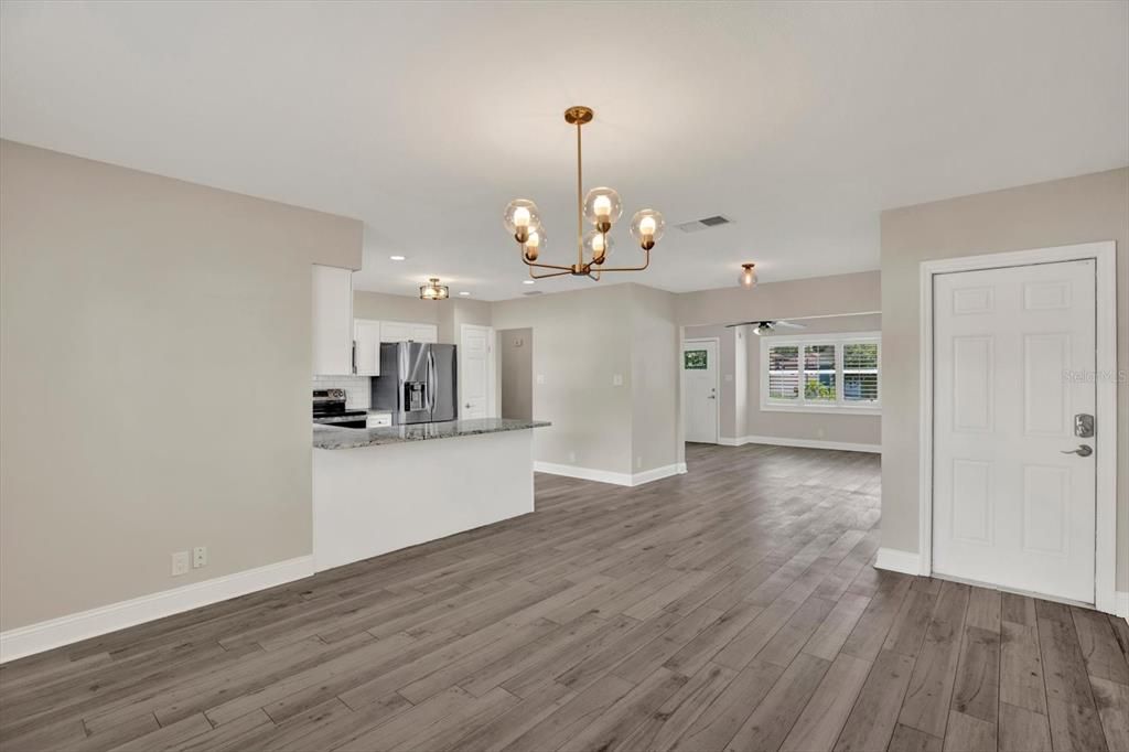 For Sale: $499,900 (3 beds, 2 baths, 1492 Square Feet)