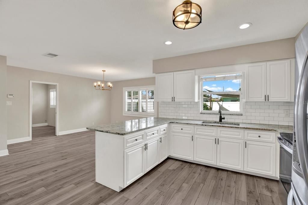 For Sale: $499,900 (3 beds, 2 baths, 1492 Square Feet)