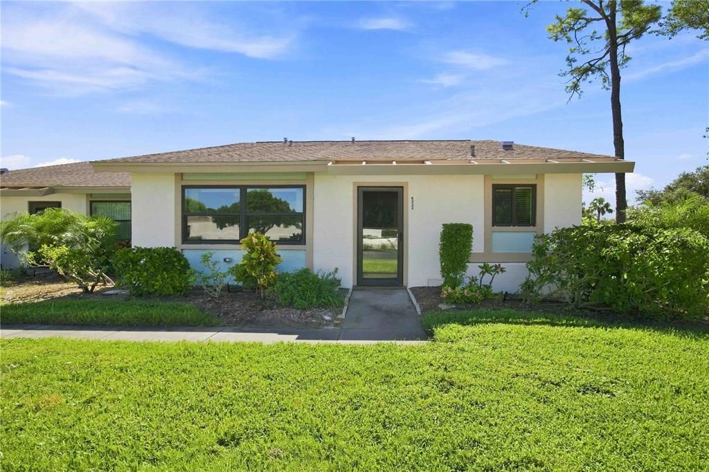 For Sale: $232,000 (2 beds, 2 baths, 1248 Square Feet)