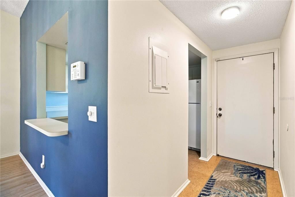 For Sale: $232,000 (2 beds, 2 baths, 1248 Square Feet)