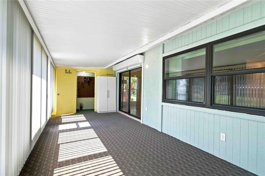 For Sale: $232,000 (2 beds, 2 baths, 1248 Square Feet)