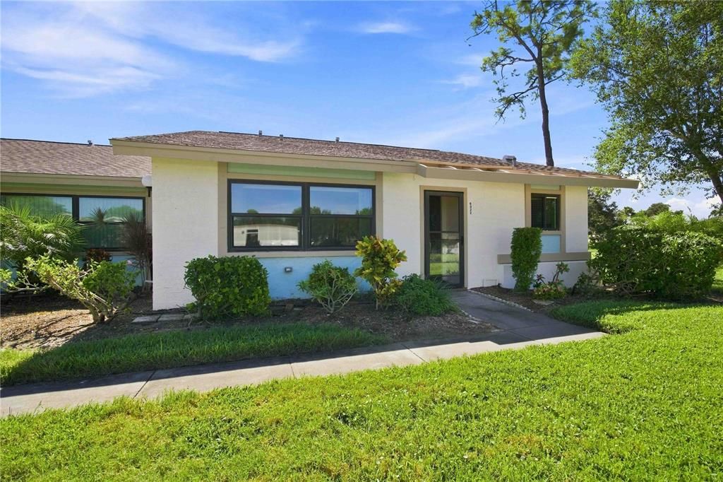 For Sale: $232,000 (2 beds, 2 baths, 1248 Square Feet)