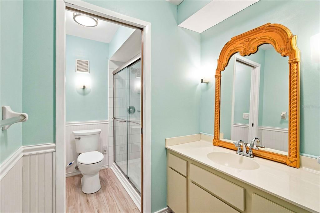 For Sale: $232,000 (2 beds, 2 baths, 1248 Square Feet)