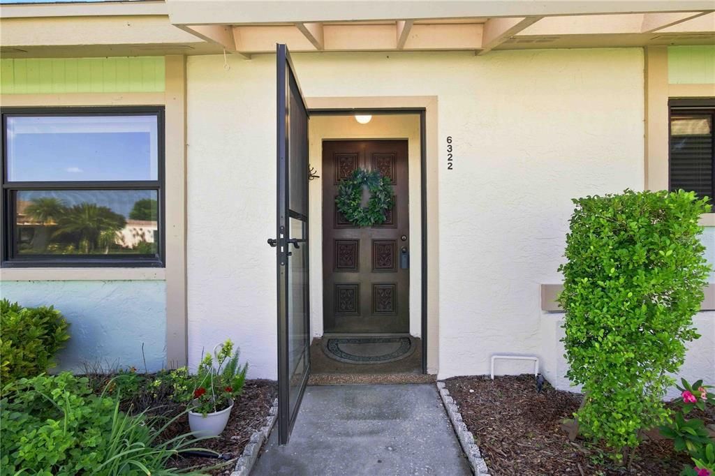 For Sale: $232,000 (2 beds, 2 baths, 1248 Square Feet)